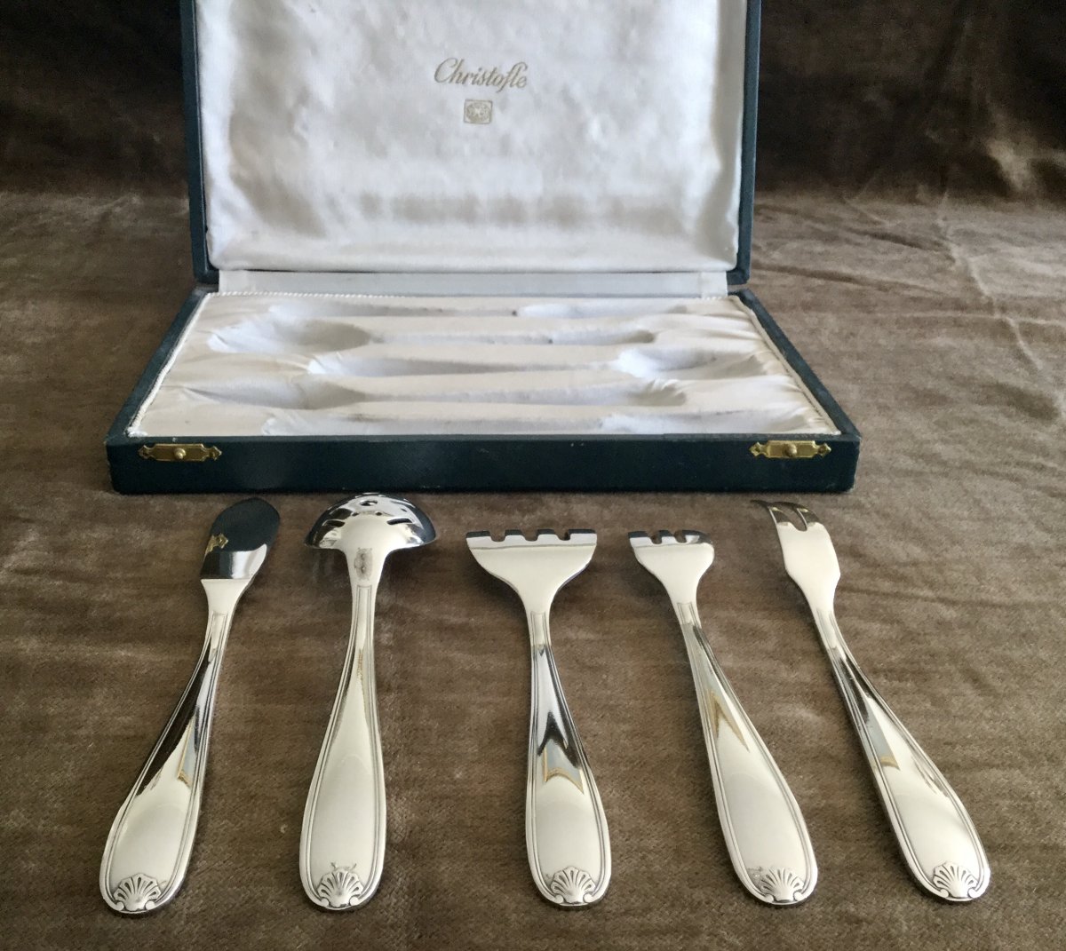 Christofle Berain 5-piece Mignard Service-photo-3