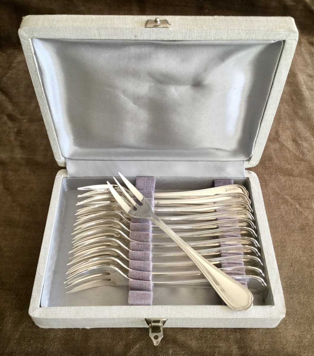 12 Christofle Spatours Cake Forks