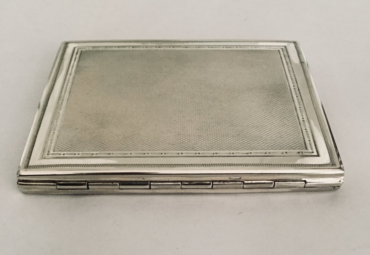 Silver Compact-photo-2