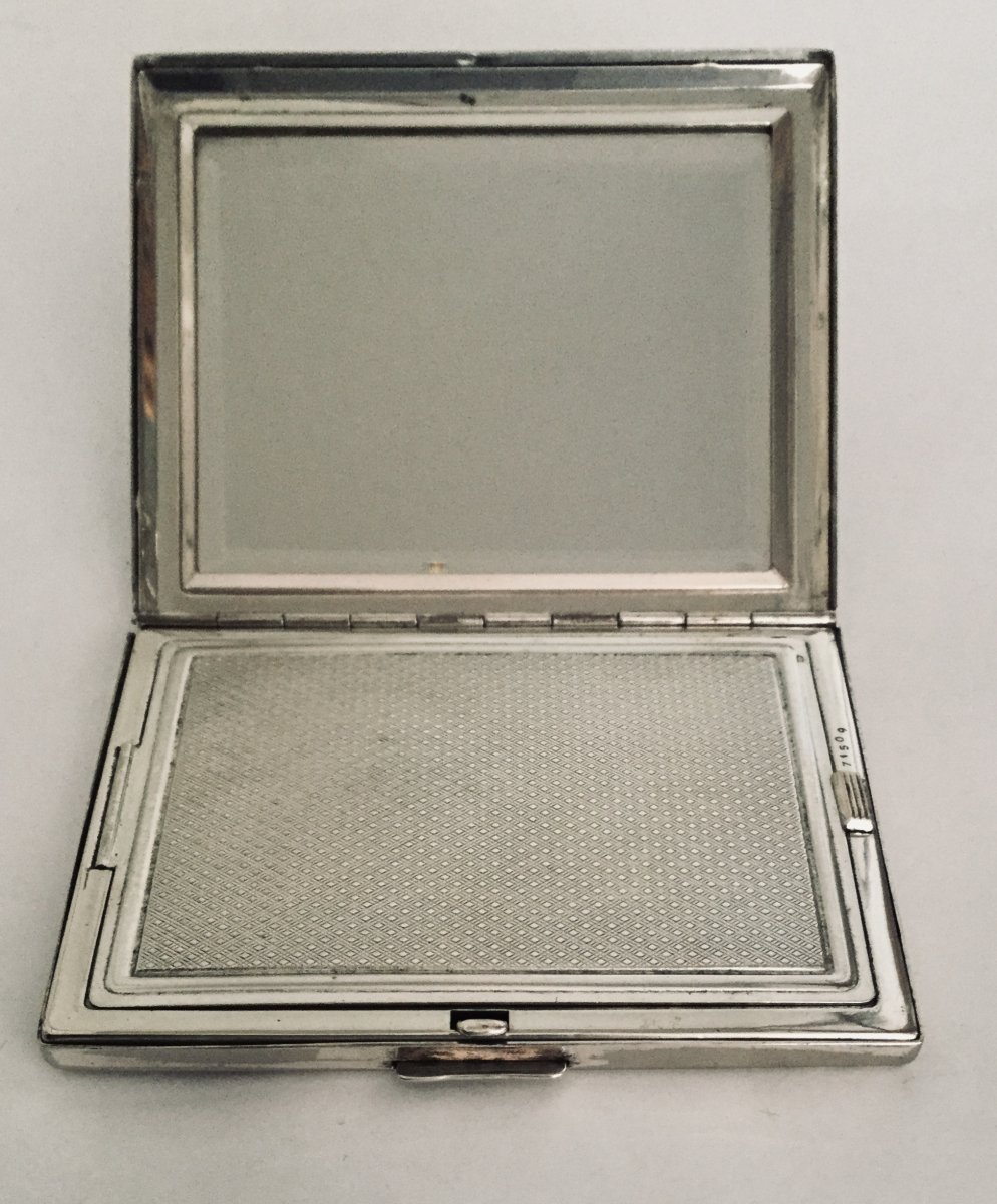 Silver Compact-photo-3