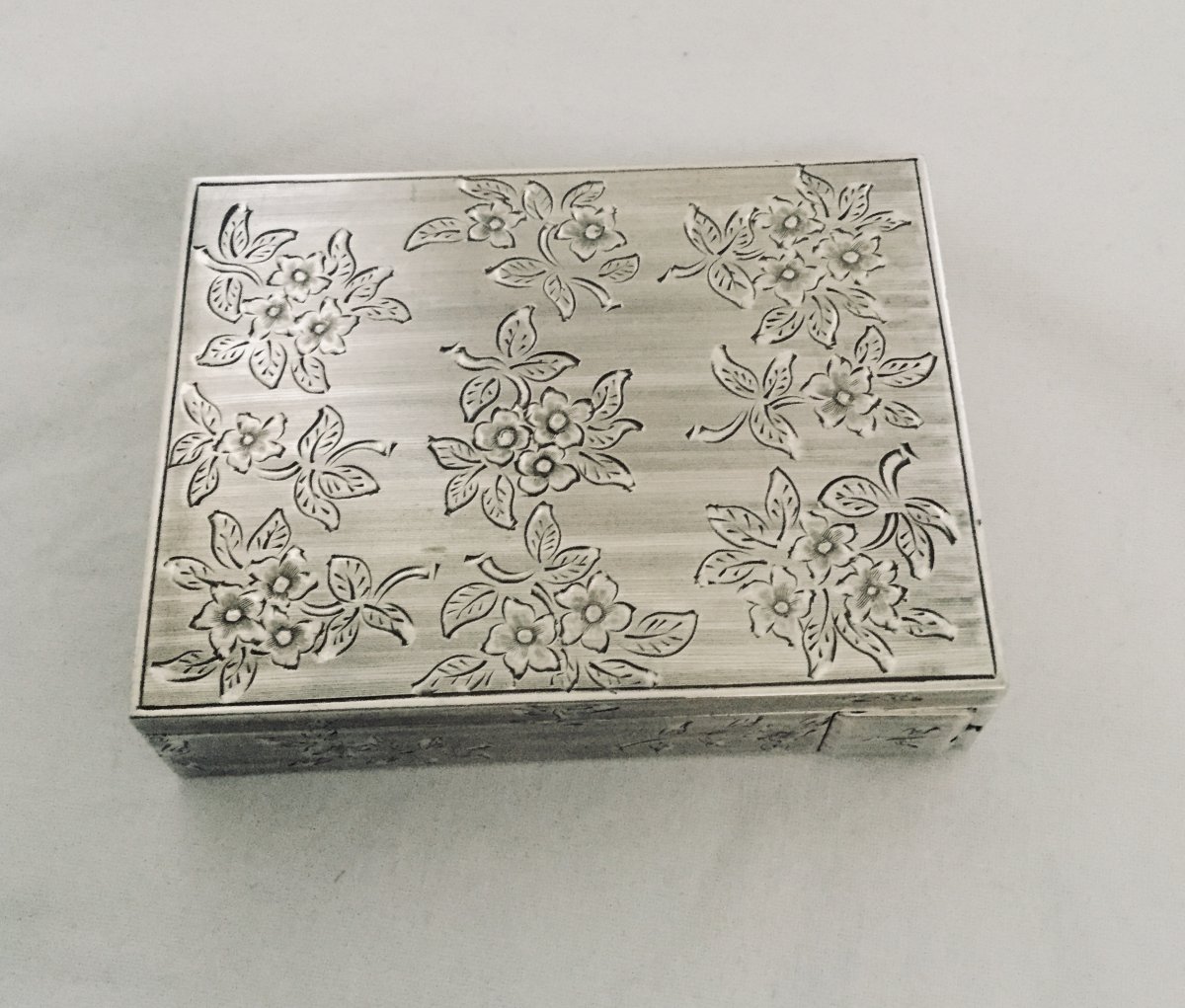 Silver Powder Box With Lipstick Case