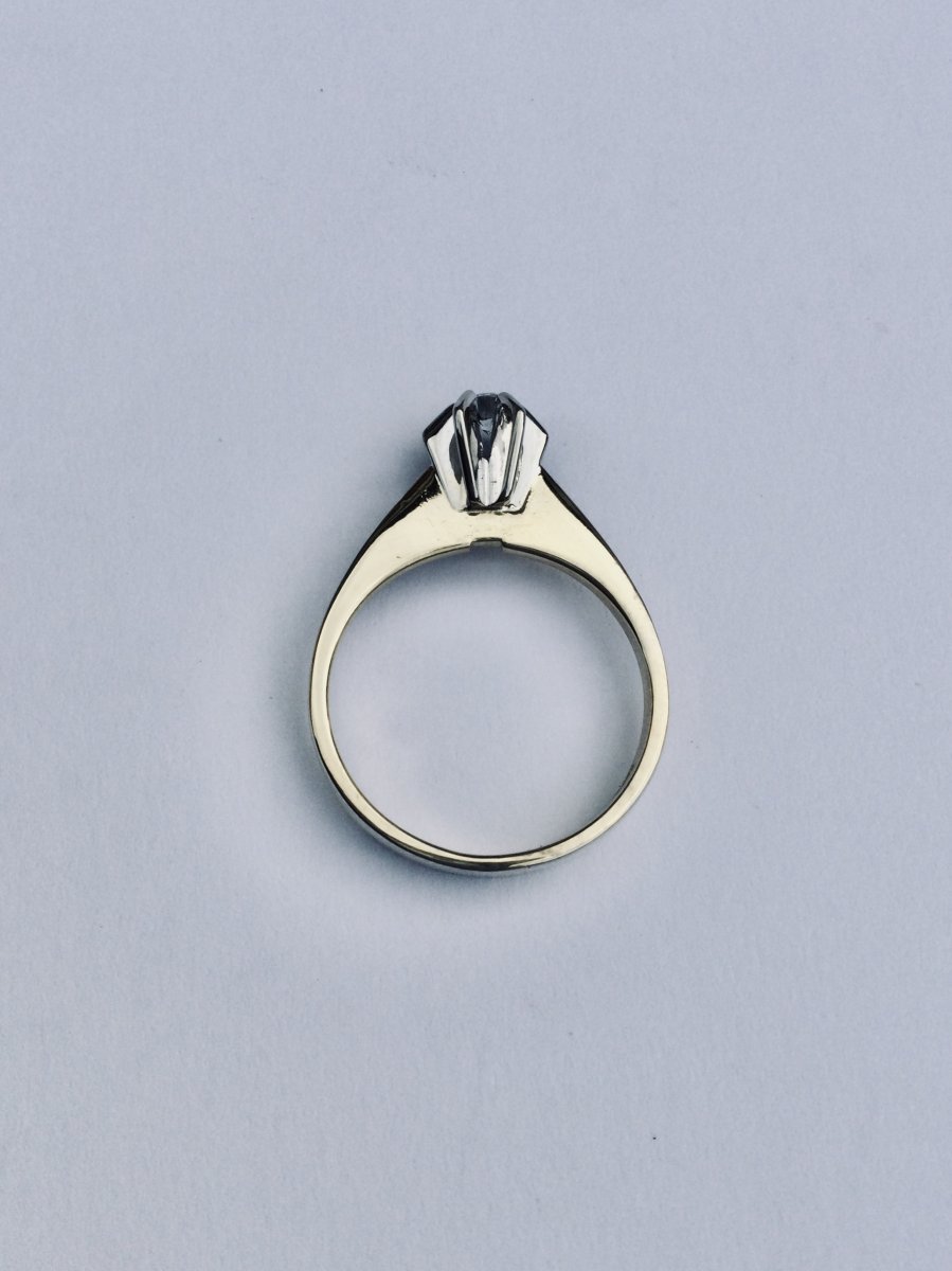 Solitaire In Yellow Gold And Diamond-photo-2