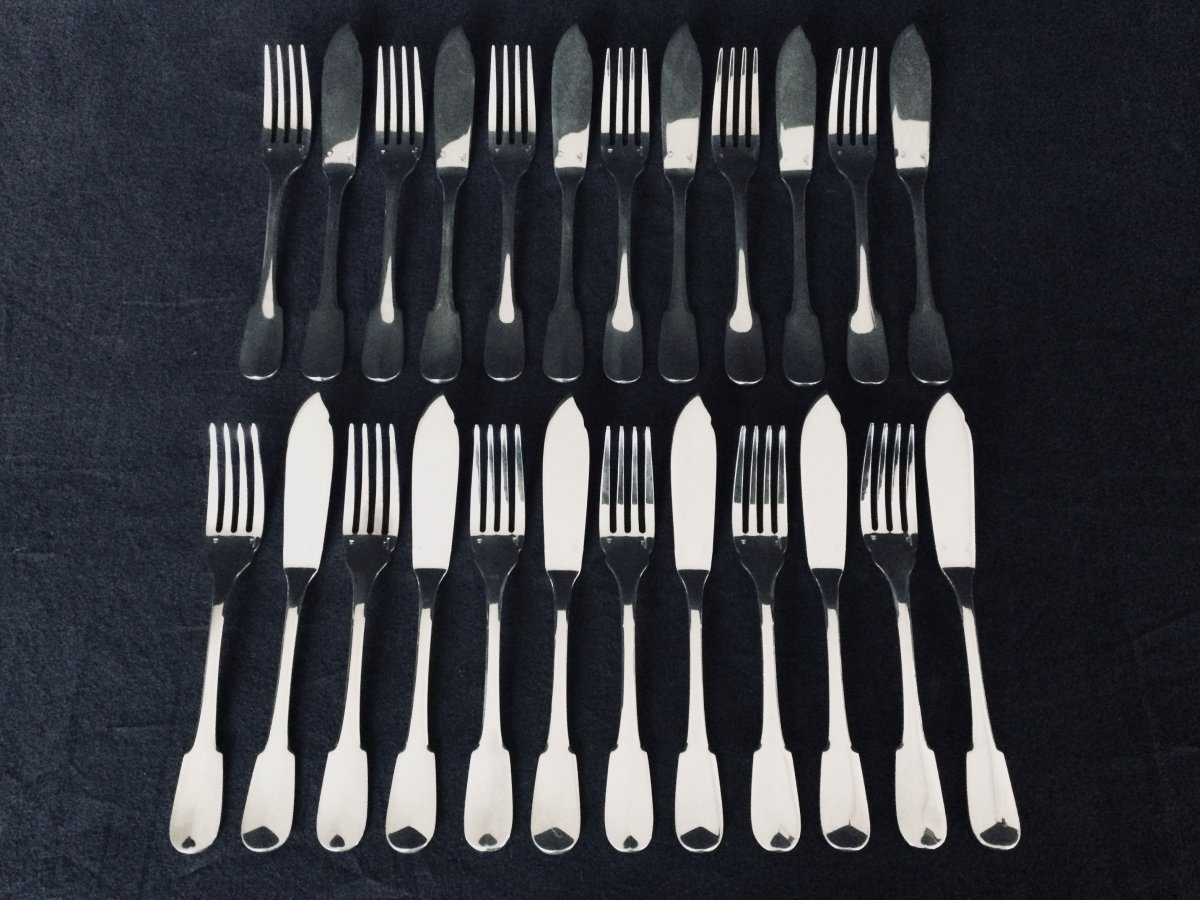 12 Christofle Fish Cutlery Cluny Model