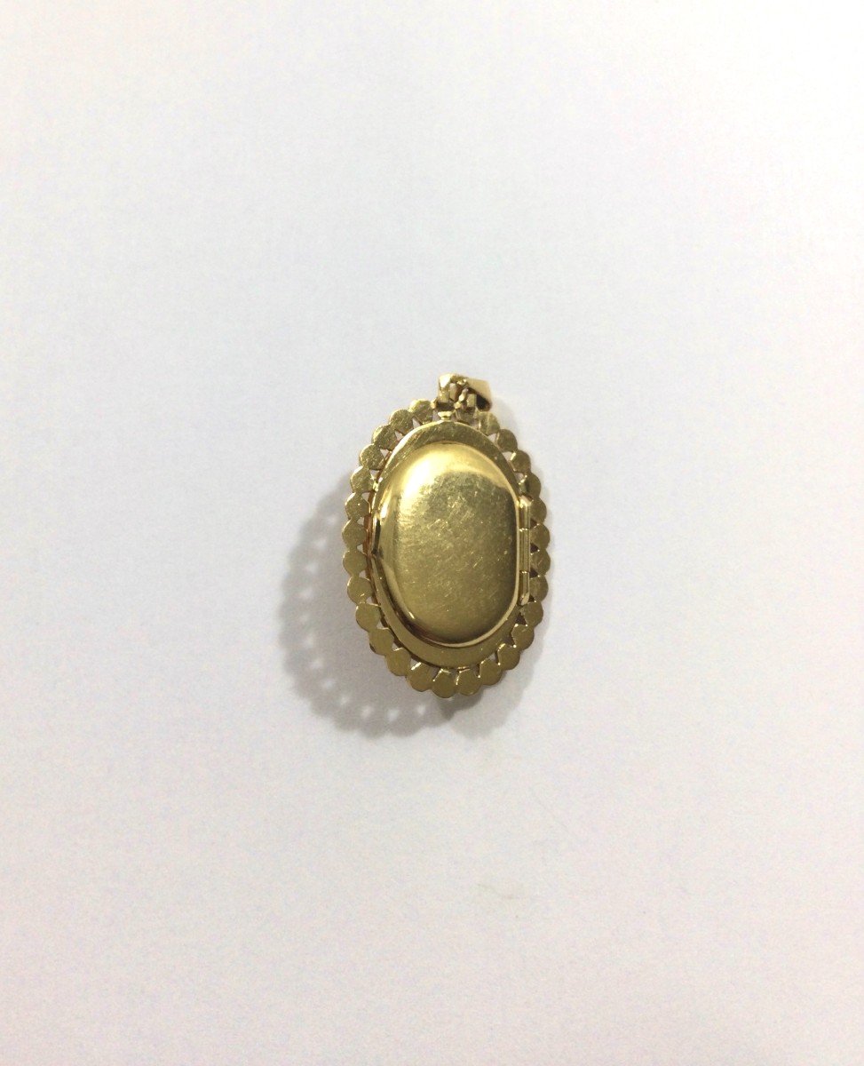 Gold And Pearl Photo Locket-photo-3