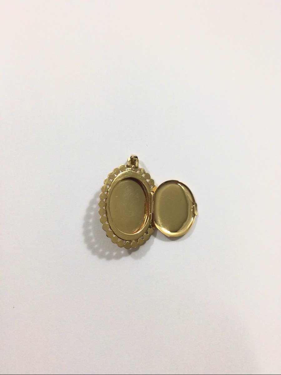 Gold And Pearl Photo Locket-photo-5