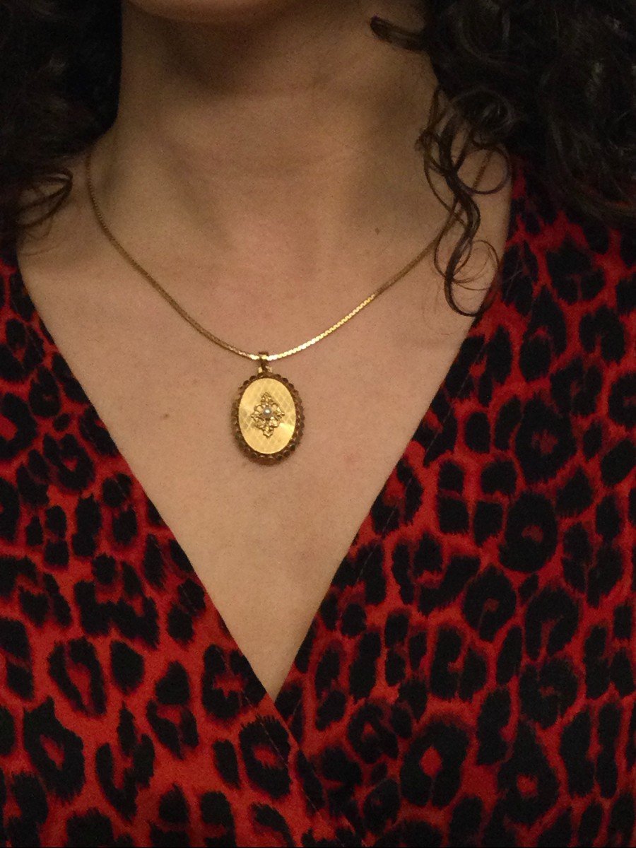 Gold And Pearl Photo Locket-photo-7