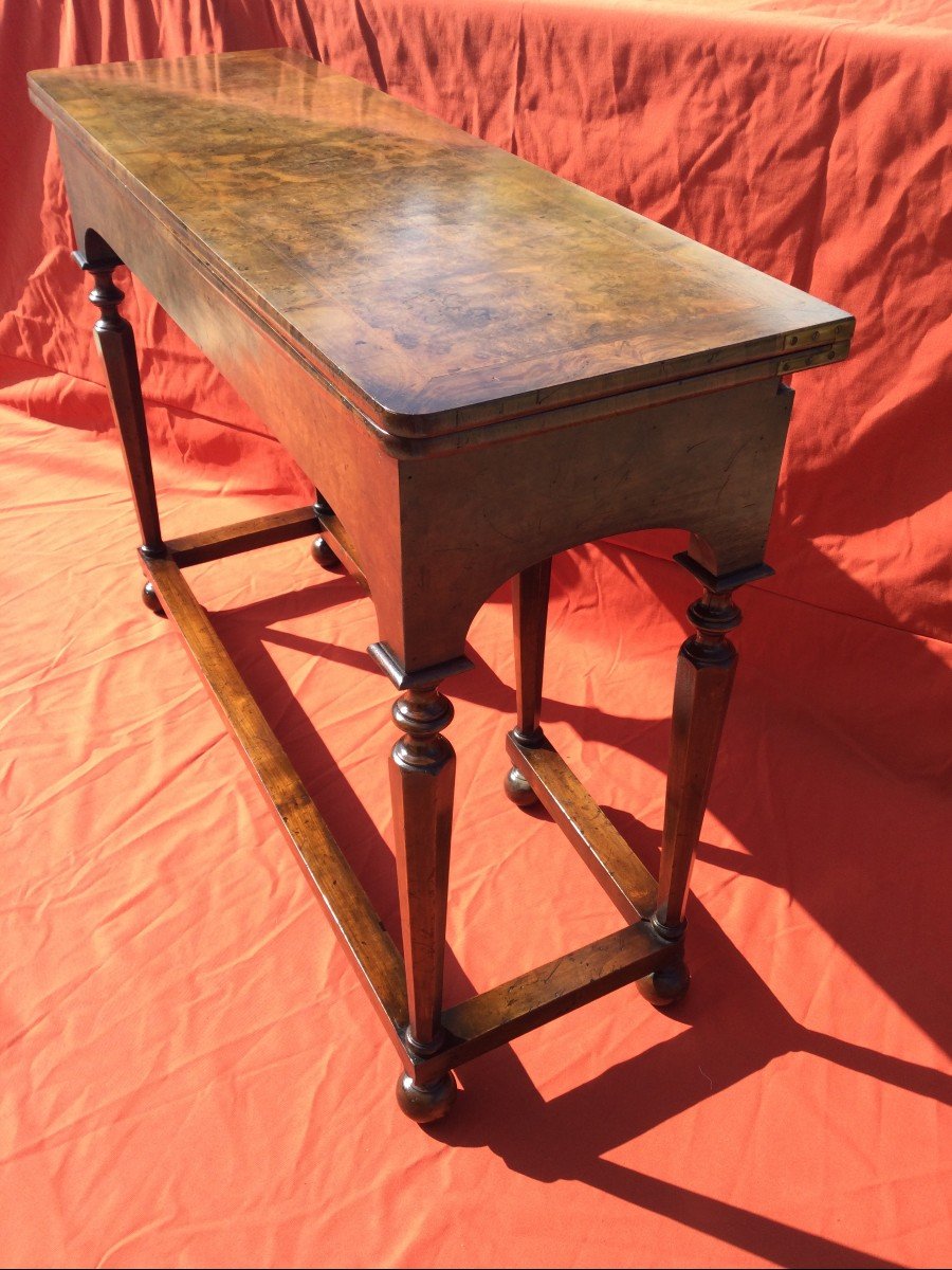 English Game Table In Burl Walnut-photo-1