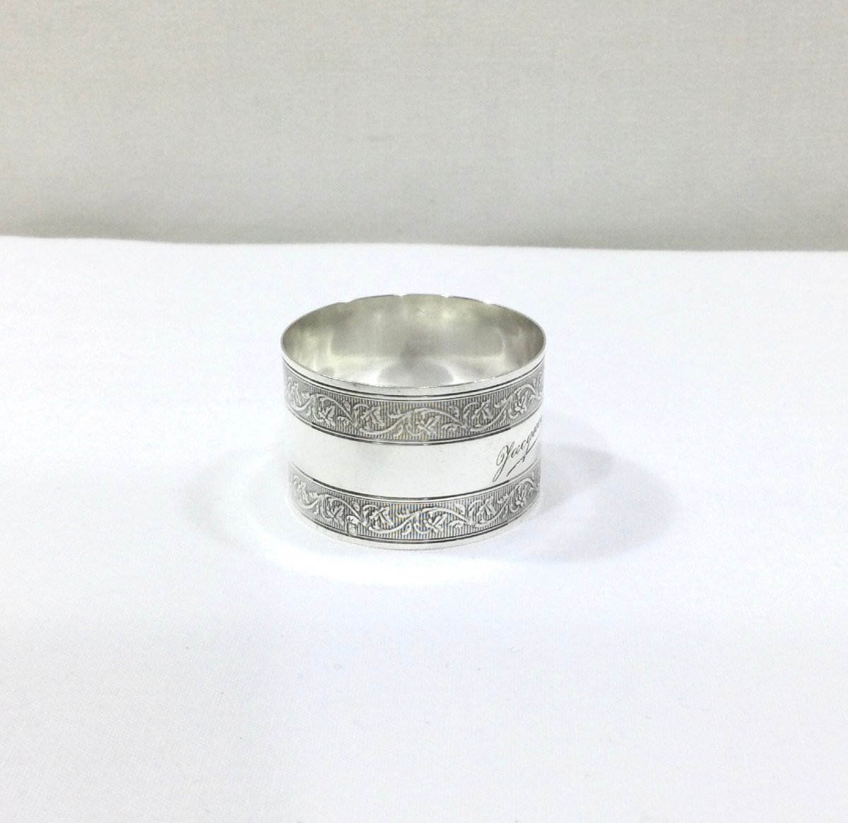 Napkin Ring In Sterling Silver-photo-4