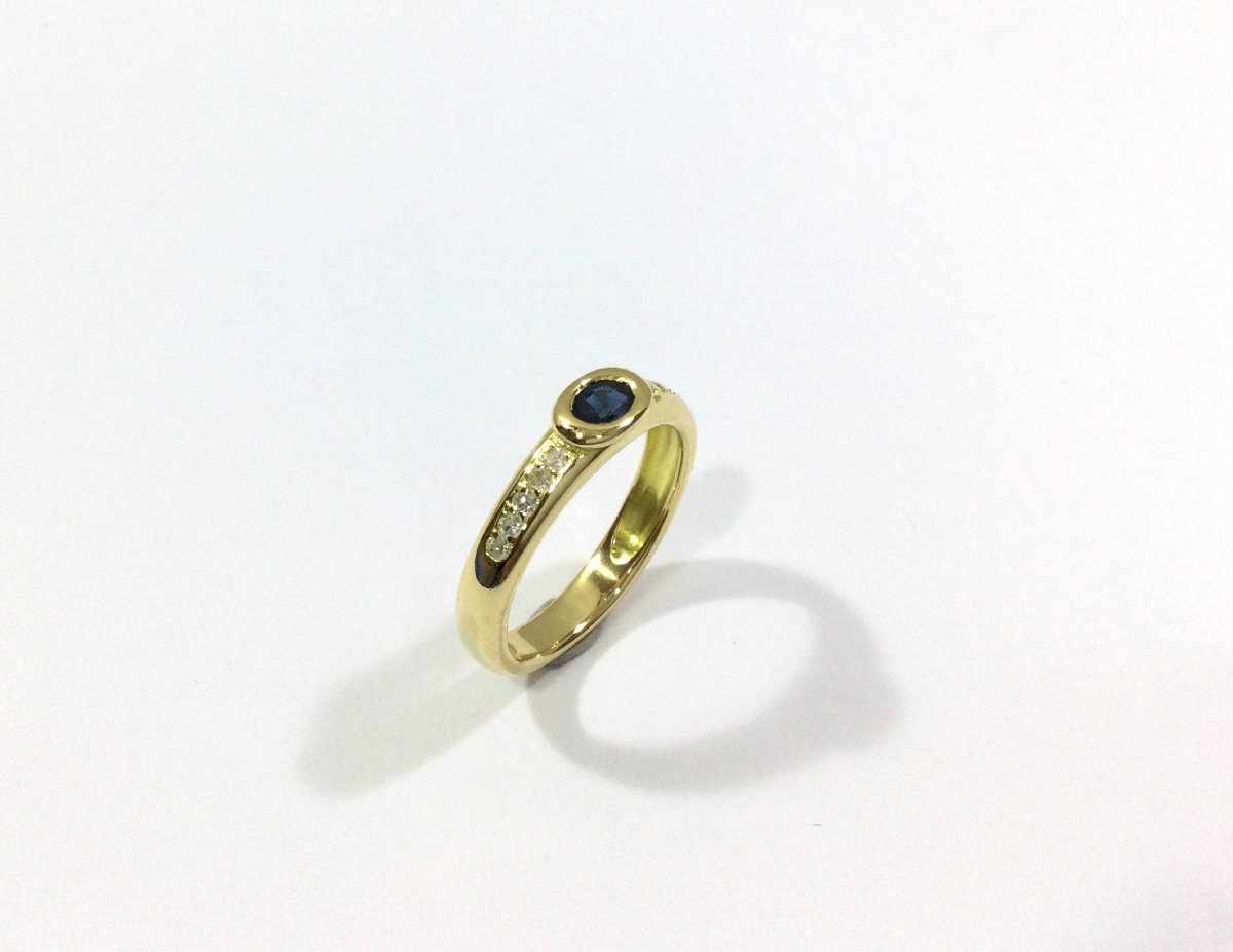 Diamond And Sapphire Gold Ring