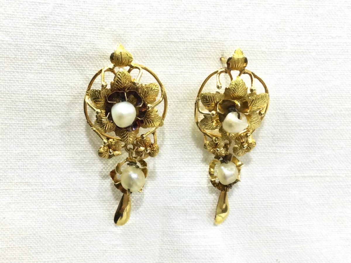Pair Of Gold And Pearl Earring-photo-3