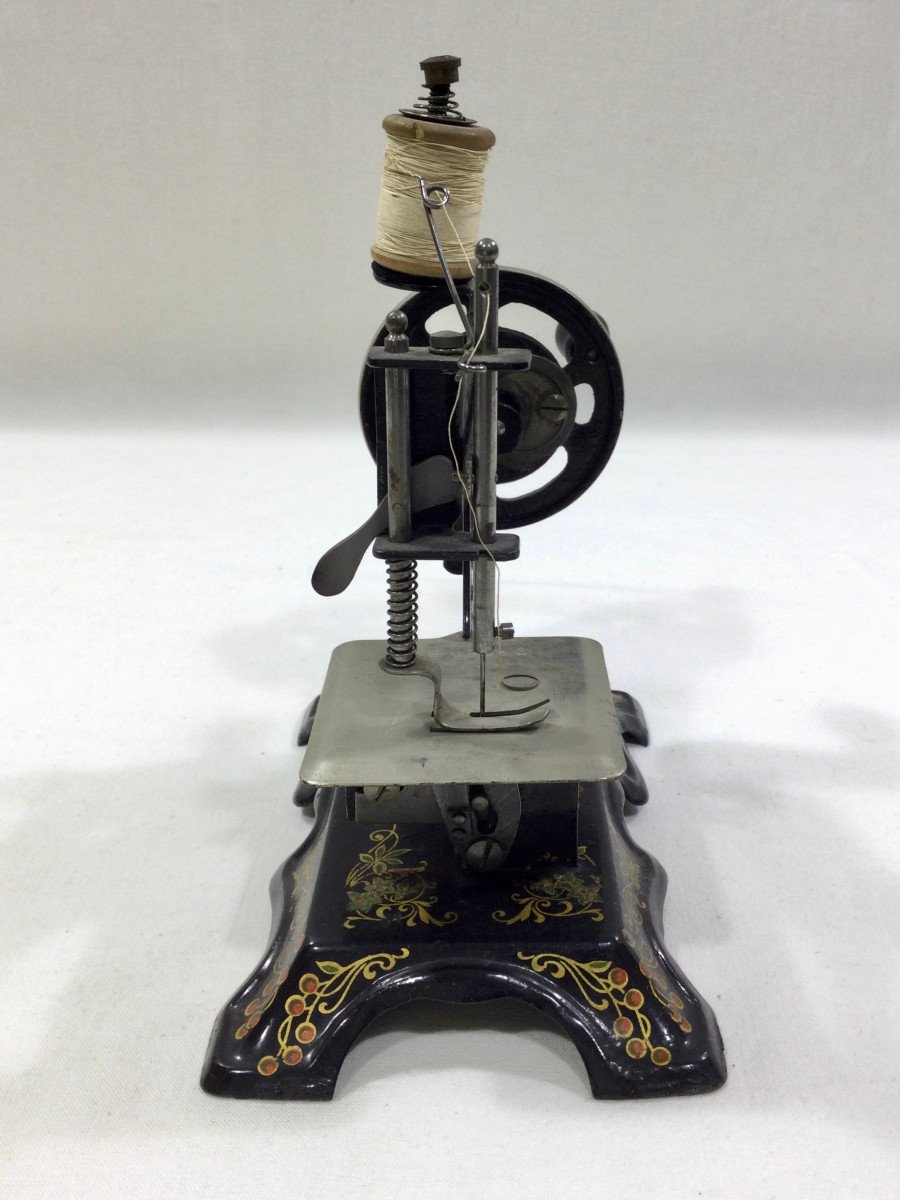 Kid's Sewing Machine-photo-4