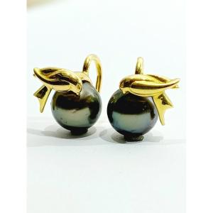 Pair Of Gold Earrings And Thai Pearls