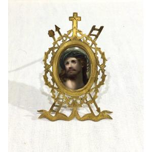 Christ - Standing Oratory