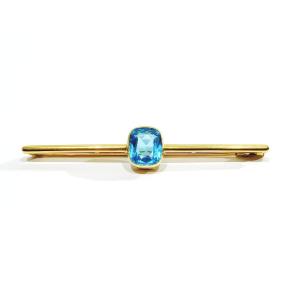 Brooch In Gold And Synthetic Stone