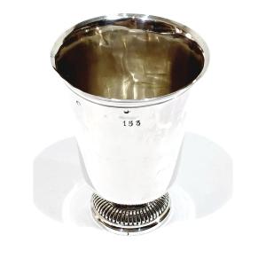 Timbale en argent massif numérotée 153
