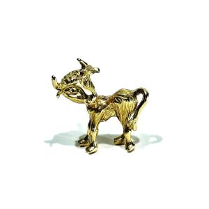 Gold Bull Pendant 
