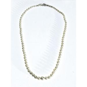 White Gold Pearl Clasp Necklace
