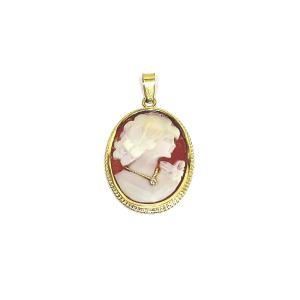 Gold Shell Cameo Pendant