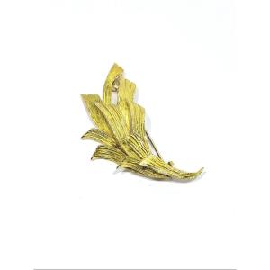Golden Pin