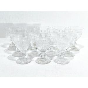 Baccarat - 12 verres à vin blanc catalogue 1841