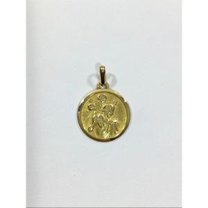 Medal Of Saint Christopher In Gold