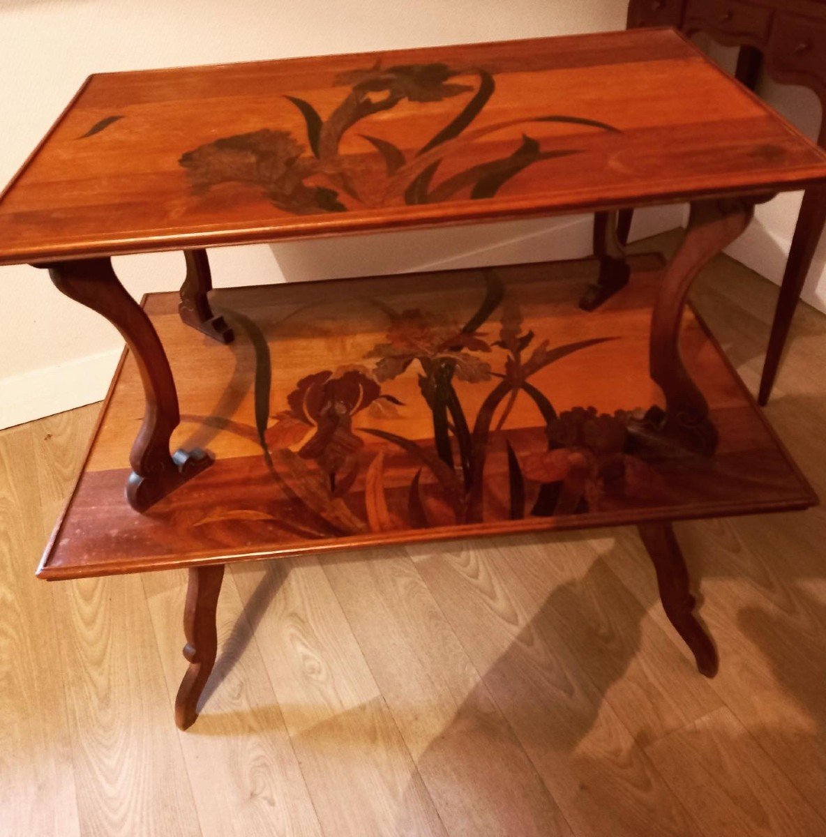 Belle Table à Thé, Emile Gallé, Sur Deux Plateaux, Marqueterie, Première Période-photo-3