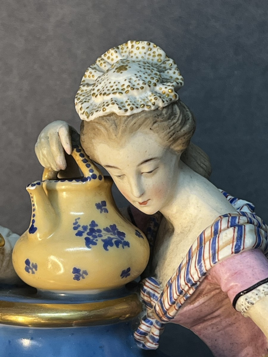 Pendule Romantique En Porcelaine Et Biscuit, Marquis Et Marquise à La Fontaine, XIXe Siècle-photo-2