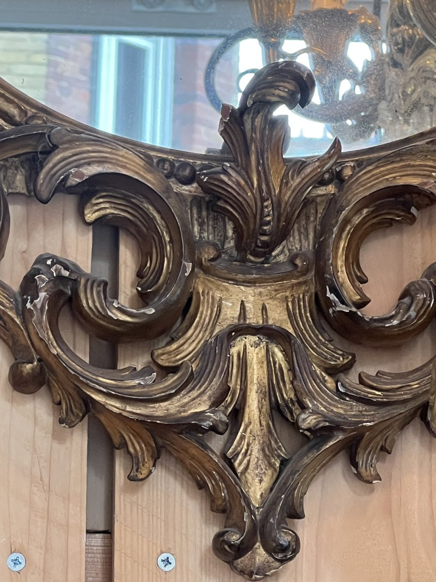 Grand miroir en bois doré, richement sculpté de dragon ailés, époque XIXe siècle-photo-4