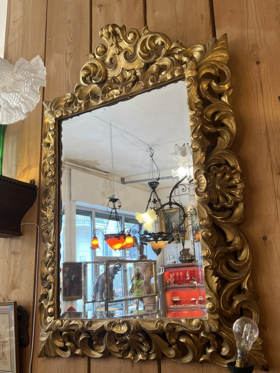 Beautiful And Large 19th Century Louis XIII Style Mirror In Carved Wood And Gilded With Gold Leaf-photo-2