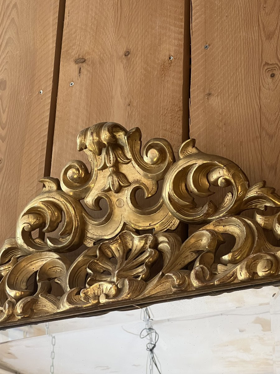 Beautiful And Large 19th Century Louis XIII Style Mirror In Carved Wood And Gilded With Gold Leaf-photo-3