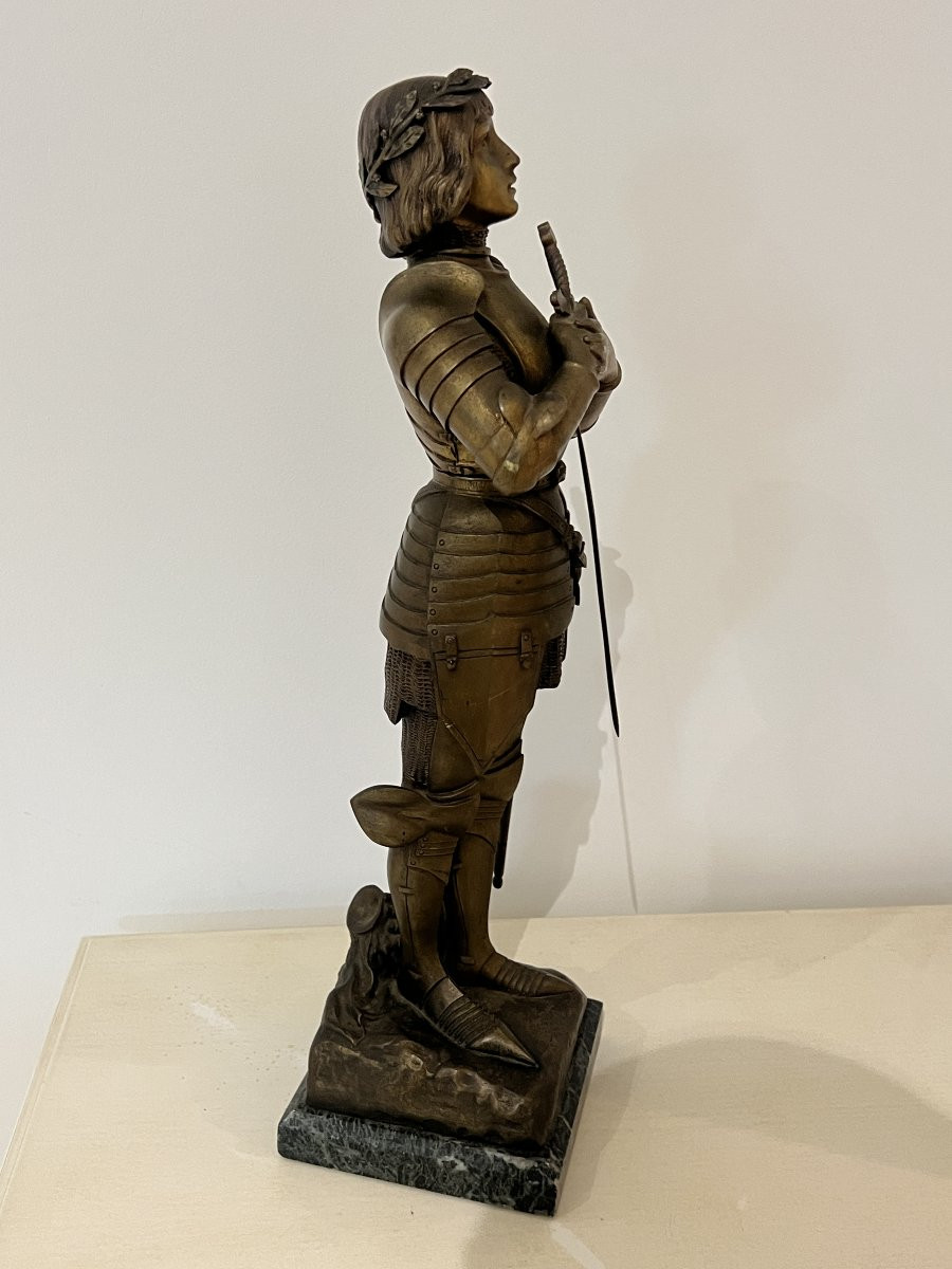O. Ruffony, sculpture en bronze Jeanne d’arc en armure sur socle en marbre vert portor, fin XIX-photo-1