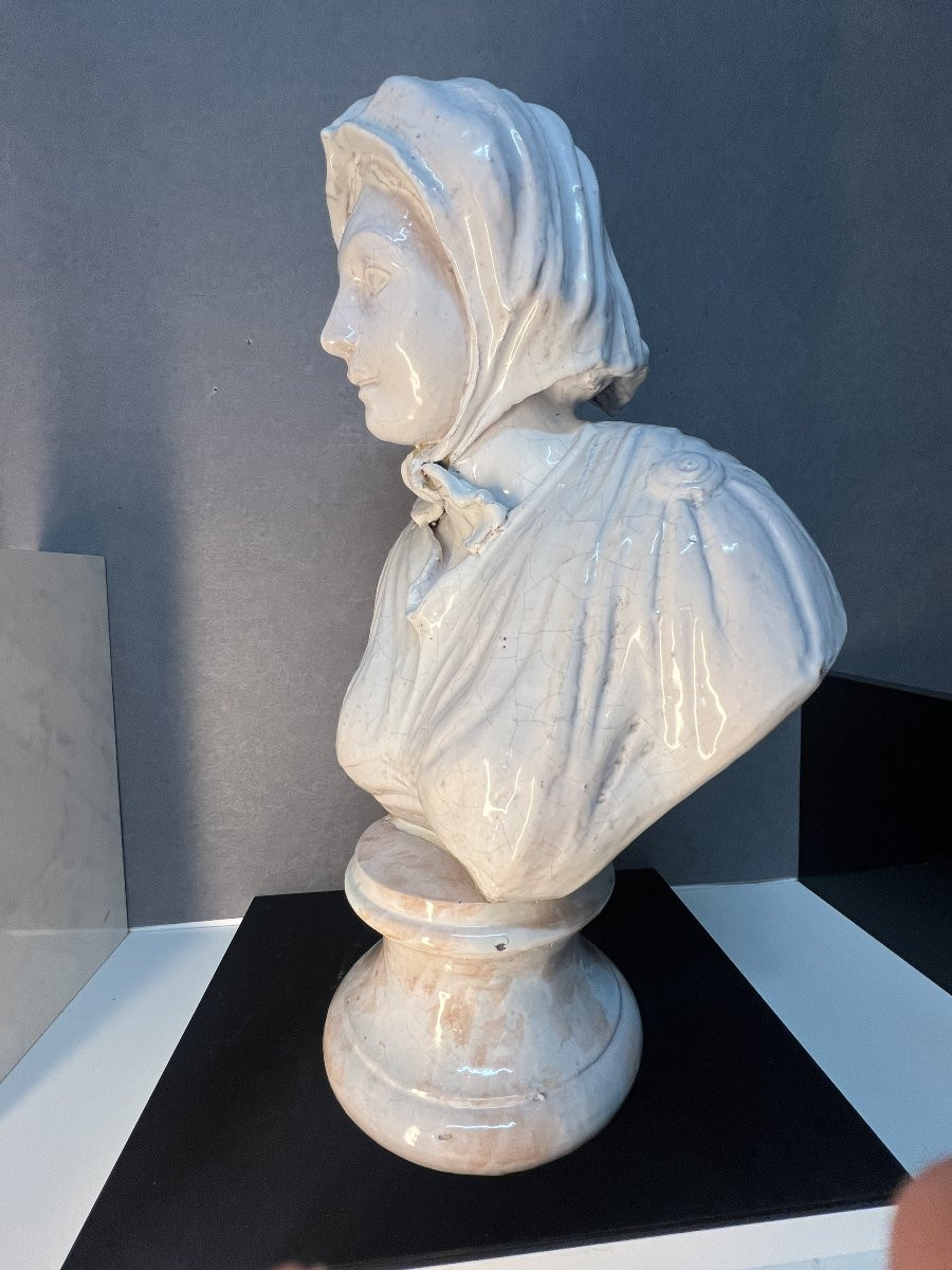 Large Sculpture Of A Woman In Enamelled Terracotta, Italian Neoclassical Style, Late 19th/20th Century-photo-3