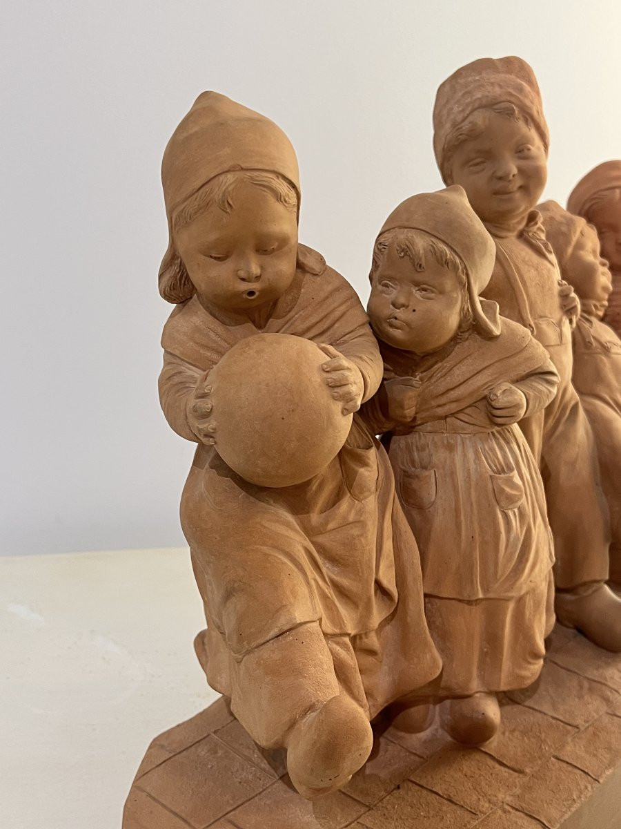 Terre cuite , "Jour de fête " ronde d'enfants signée de Rubens Capaldo ( 1908- 1997 )-photo-1