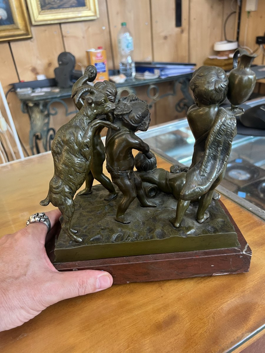 Groupe de putti musiciens en bronze du 19ème siècle sur socle en marbre, signé Claudion-photo-5