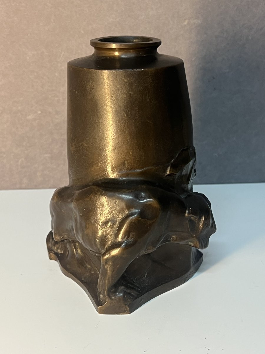 Art Deco Vase In Solid Bronze By Alfredo Biagini (1886-1952), Decorated With Lionesses-photo-3