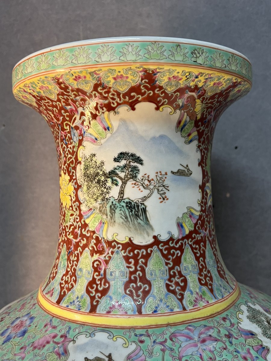 Large Baluster Floor Vase, Famille Rose, Elegance And Tradition Of Asian Art, H 58 Cm-photo-2