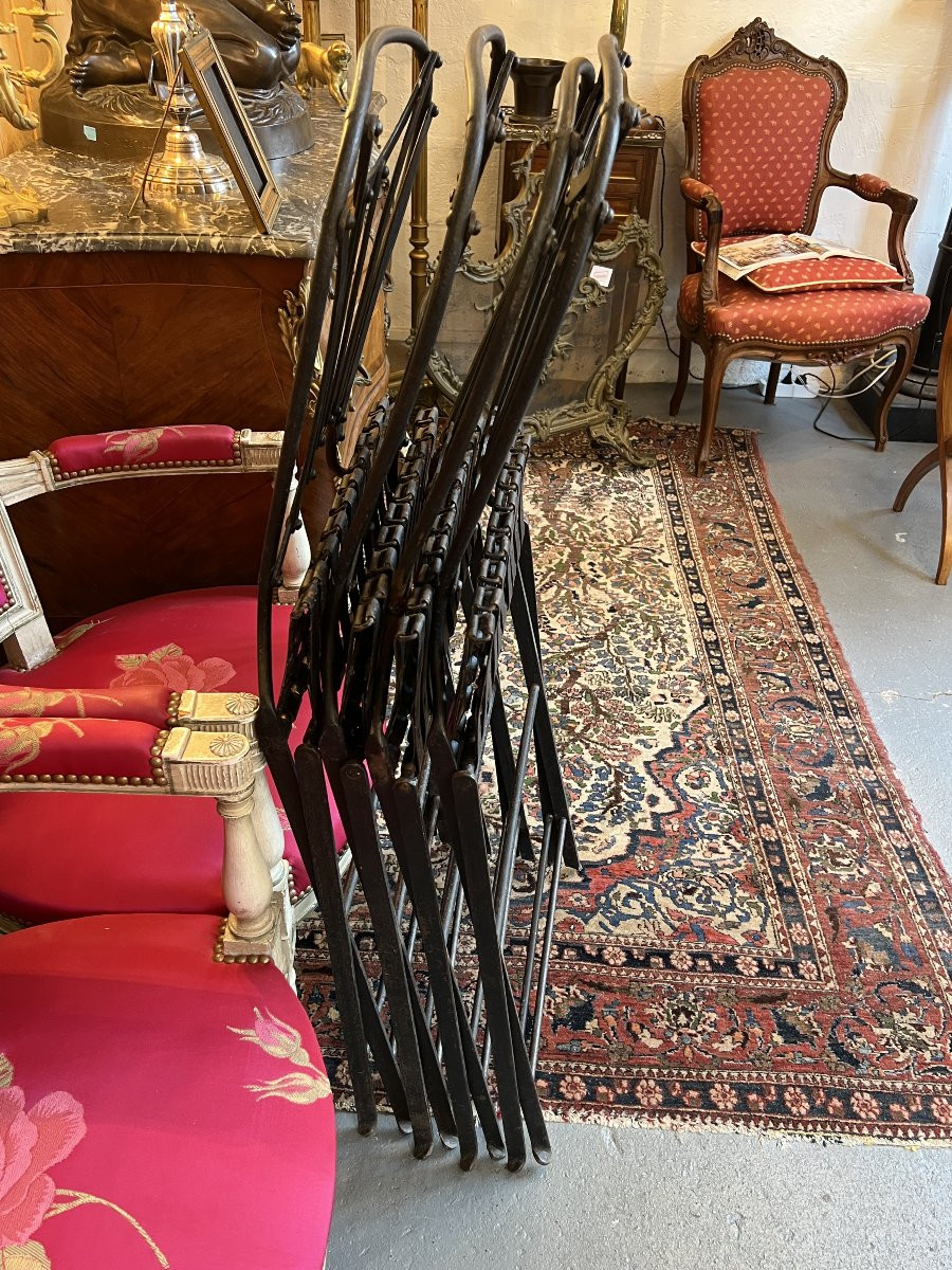 Série de 4 chaises pliantes jardin en fer forgé et riveté, époque XIXe siècle, modèle Napoléon-photo-8
