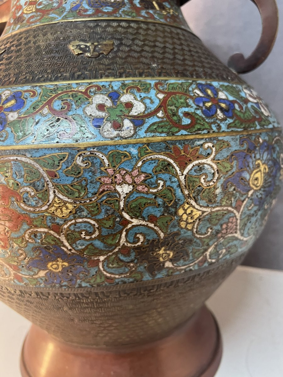 Grand vase XIXe en émaux cloisonné, Époque Meiji, hauteur 45.5 cm, anses zoomorphes-photo-2