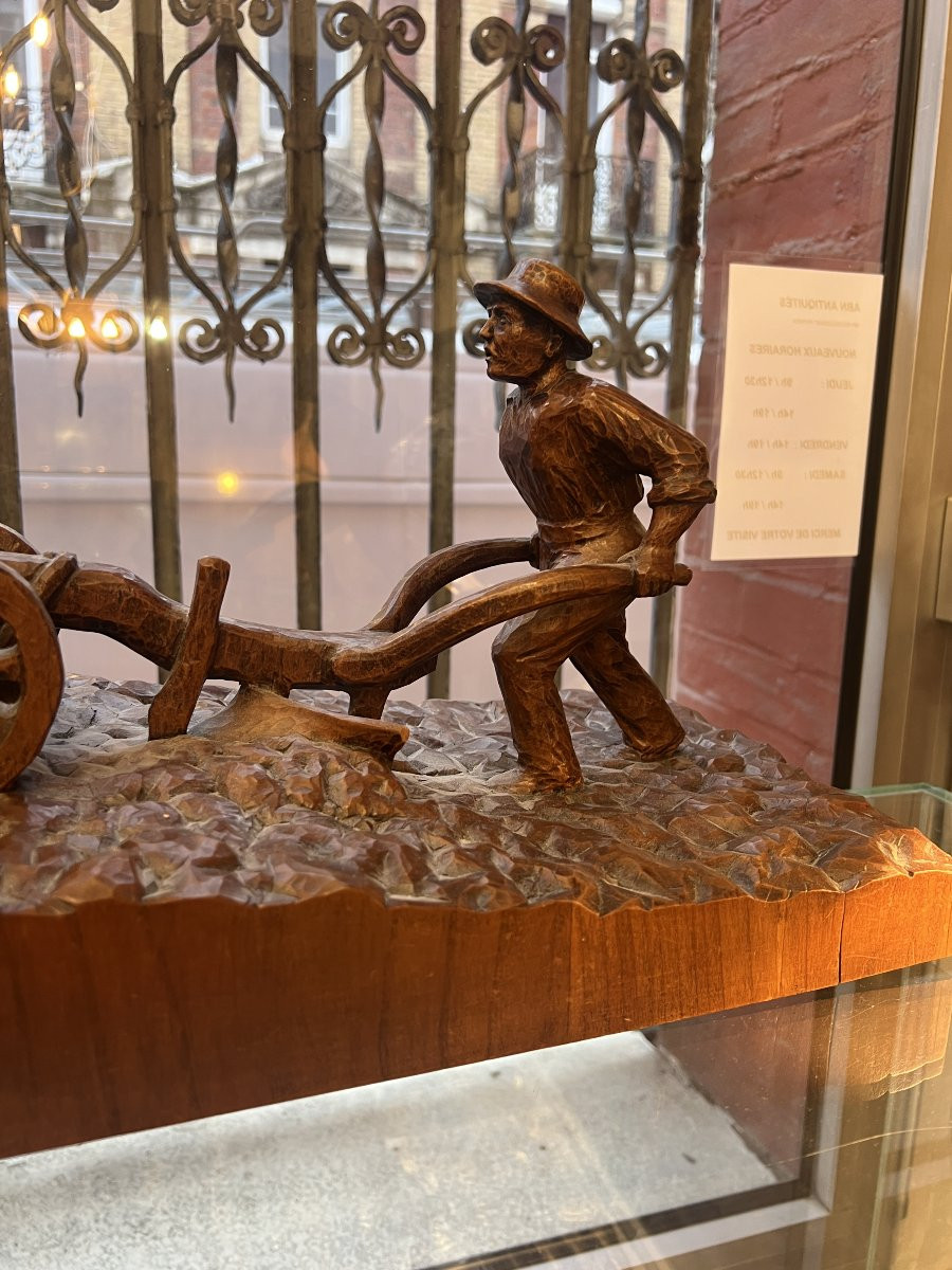 Sculpture en bois sculpté signée R. Géroudet, attelage de bœufs et paysan-photo-4