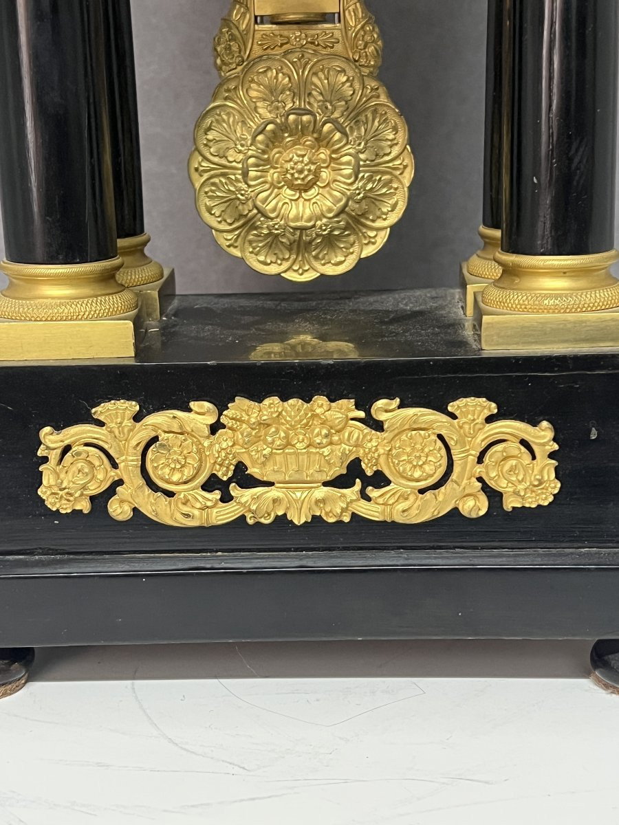 Empire Clock With 4 Columns, Pendulum, In Blackened Wood With Mercury-gilt Bronzes.-photo-4