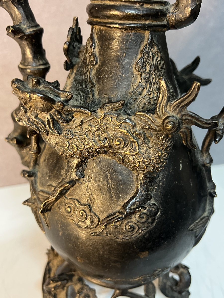 Antique Chinese Ewer In Solid Bronze, 19th Century, Carved In Relief With Dragons And Mice, H 34.5 Cm-photo-7