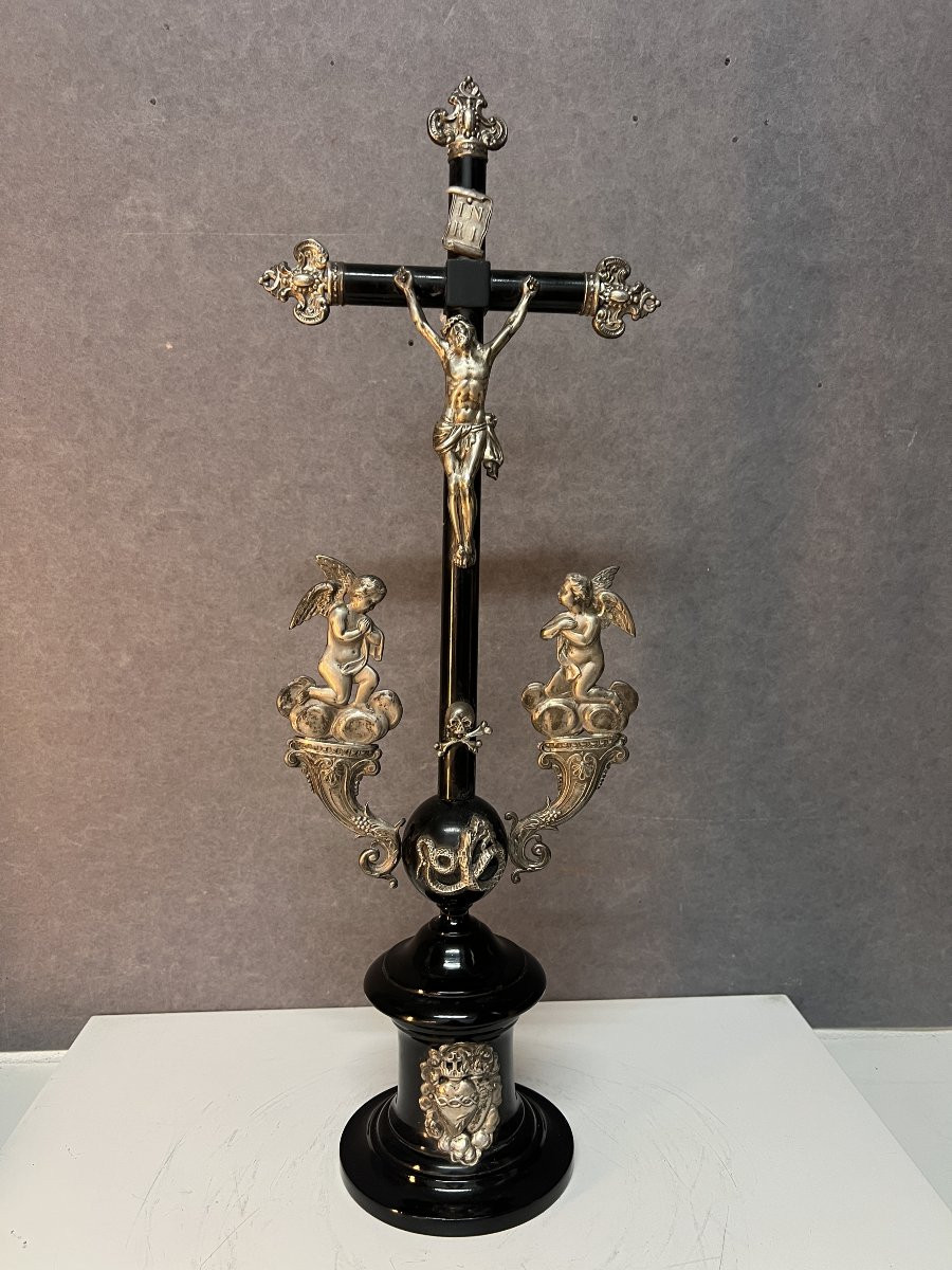 Crucifix In Blackened Wood And Solid Silver Under A Glass Dome, 19th Century, H 63 Cm-photo-2