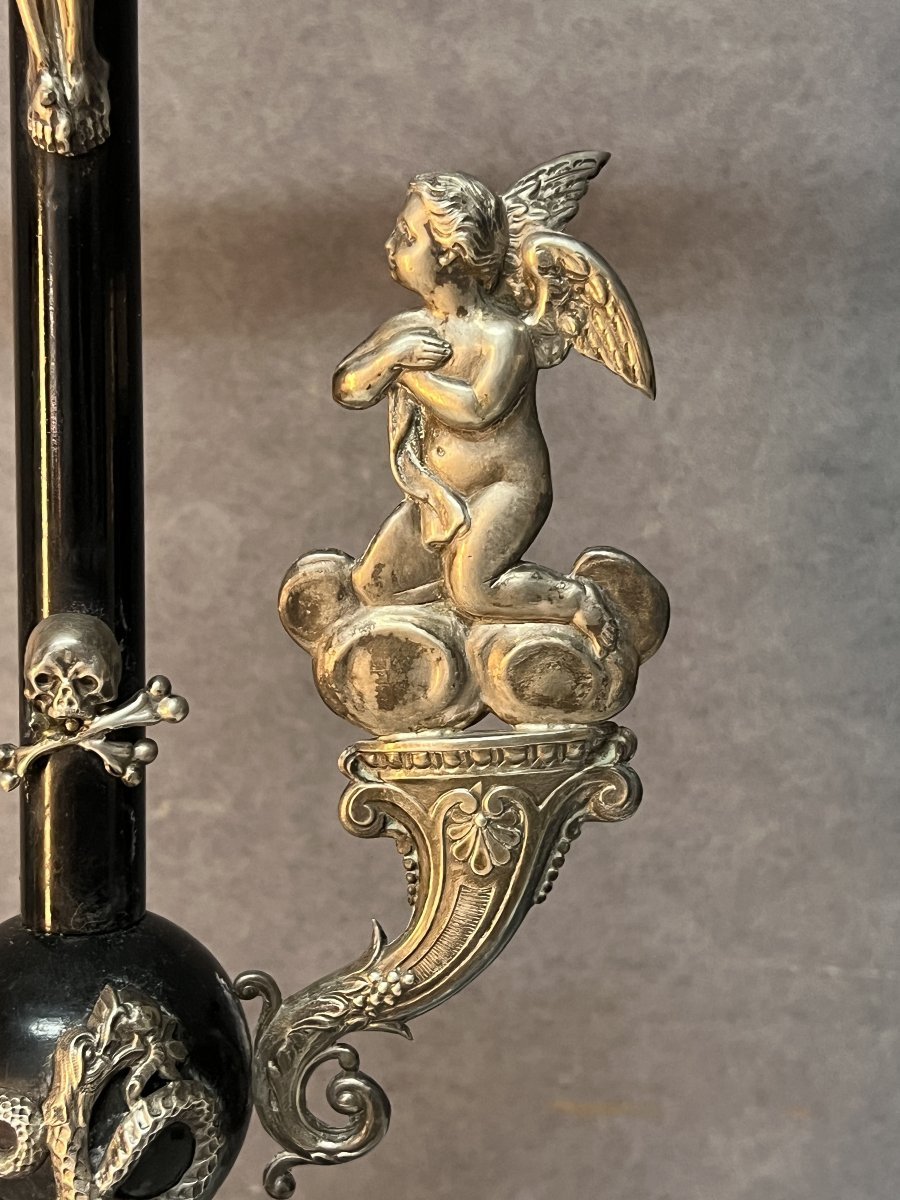 Crucifix In Blackened Wood And Solid Silver Under A Glass Dome, 19th Century, H 63 Cm-photo-5