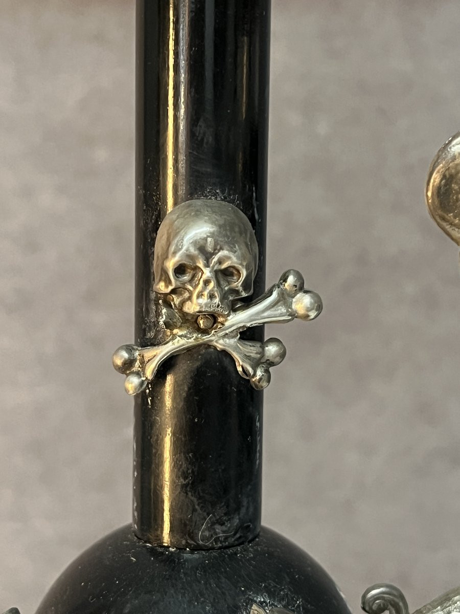 Crucifix In Blackened Wood And Solid Silver Under A Glass Dome, 19th Century, H 63 Cm-photo-6