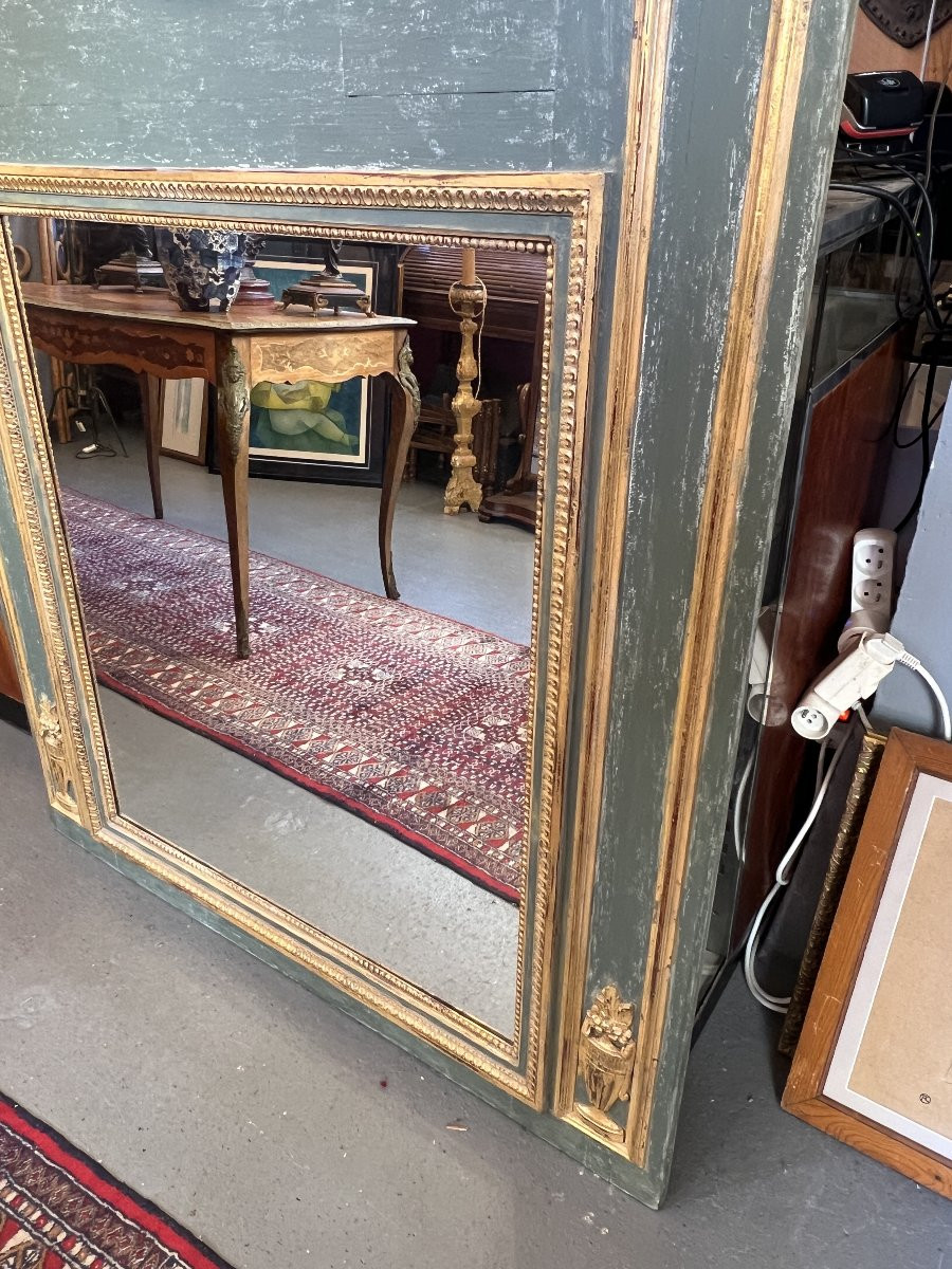 Trumeau en bois peint en vert et dorure, décor d’angelots et nœuds de style Louis XVI, du XXe S-photo-5