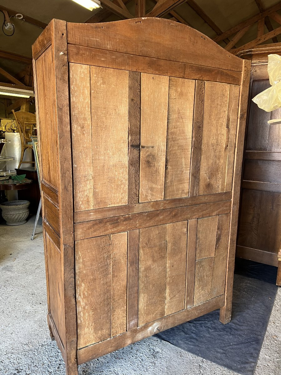 Armoire Normande Cauchoise en chêne moyen sculpté du XIXe siècle à chapeau de Gendarme-photo-8