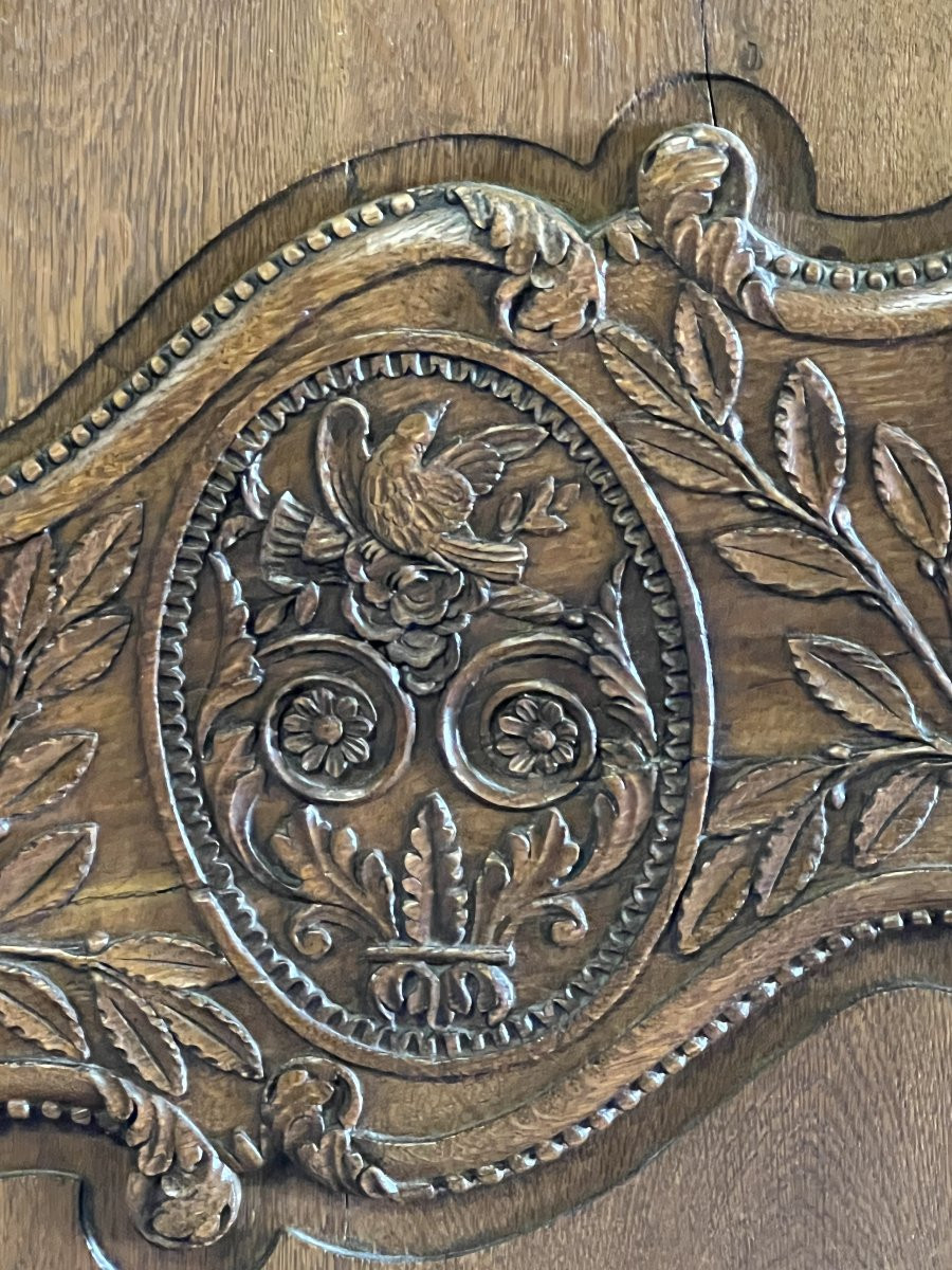 19th Century Solid Oak Normandy Wedding Armoire With Bouquets Of Flowers And Doves-photo-2