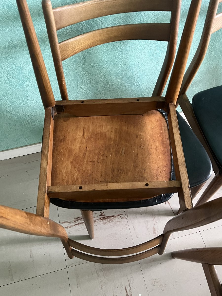 Suite de six chaises vintage scandinaves. Assise en skaï noir, édition EROS vers 1960-photo-8