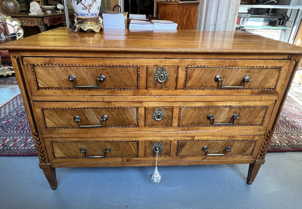 Louis XVI Chest Of Drawers In Solid Wood, Veneer And Marquetry, 18th Century