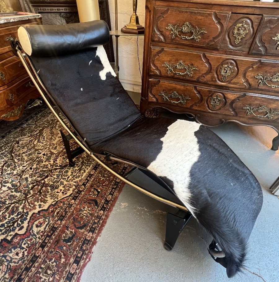 Lc4 Chrome Chaise Longue From The 2000s. Chrome And Cowhide Leather, The Legend!-photo-3